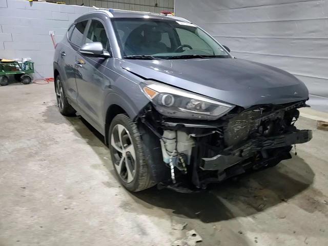2016 Hyundai Tucson - Image 12