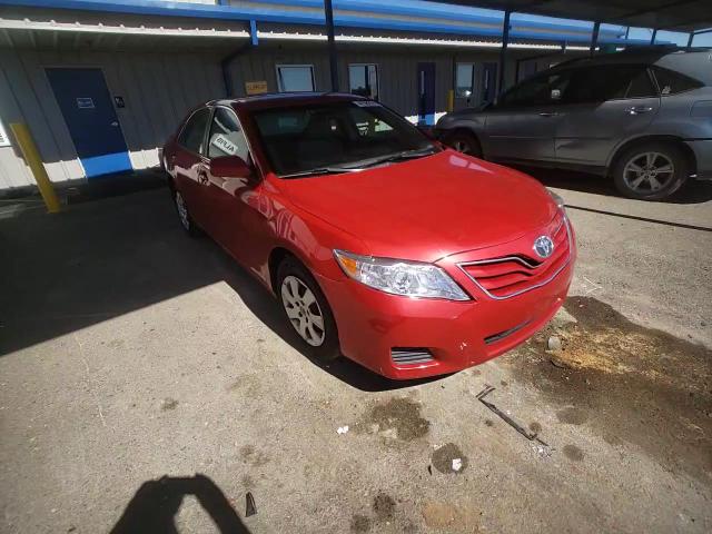 2011 Toyota Camry - Image 11
