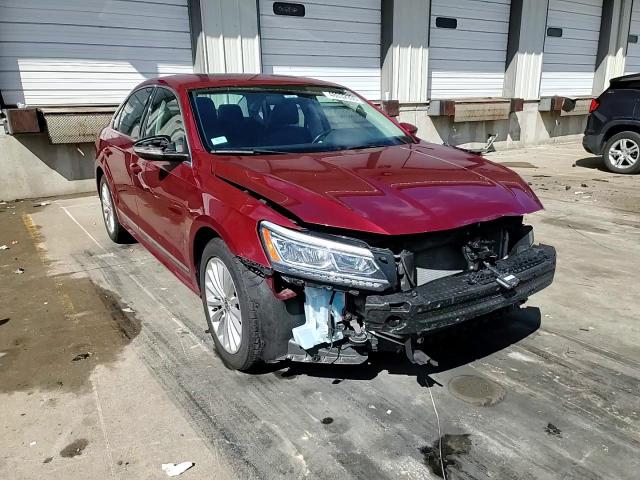 2016 Volkswagen Passat - Image 10
