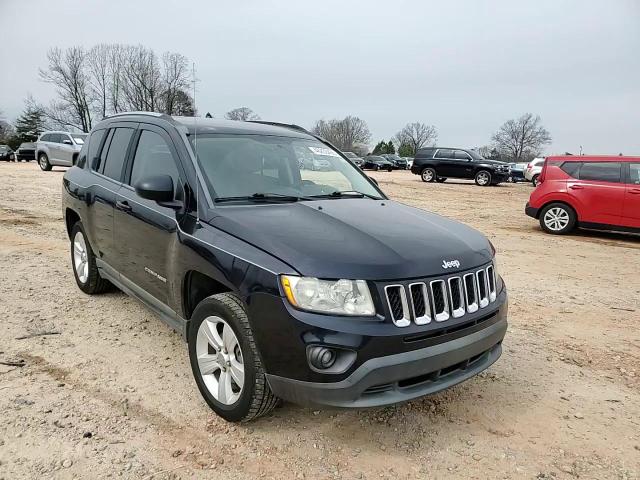 2011 Jeep Compass - Image 12