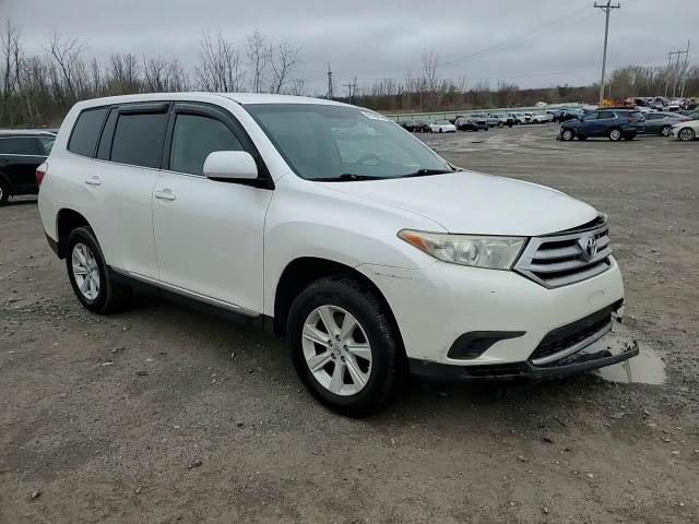 2013 Toyota Highlander - Image 14