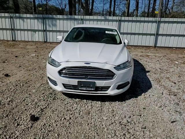 2016 Ford Fusion - Image 13
