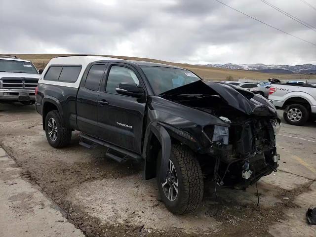2017 Toyota Tacoma - Image 11