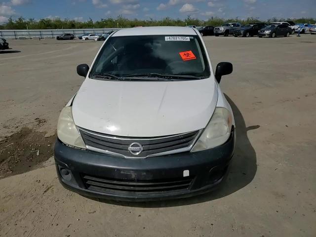 2011 Nissan Versa - Image 11
