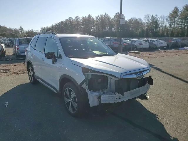 2020 Subaru Forester - Image 11