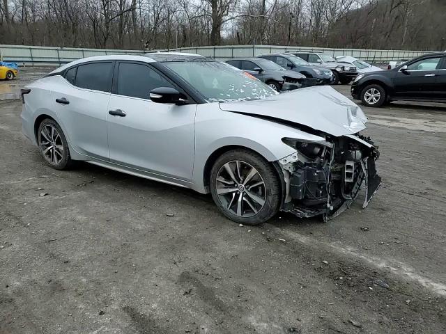 2019 Nissan Maxima - Image 11
