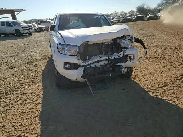 2019 Toyota Tacoma - Image 11
