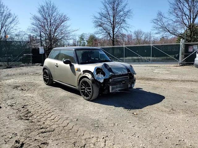 2010 MINI Cooper - Image 11