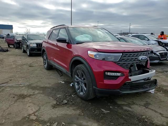 2023 Ford Explorer - Image 12