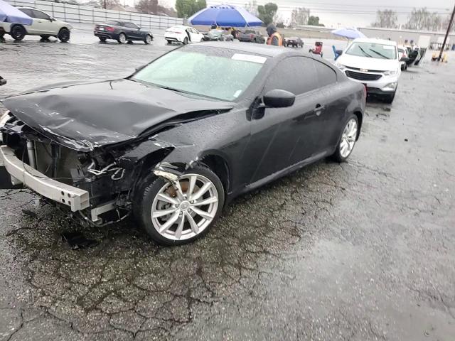 2013 Infiniti G - Image 11