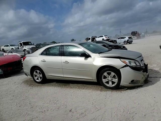 2013 Chevrolet Malibu - Image 13