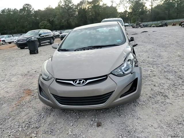 2015 Hyundai Elantra - Image 11