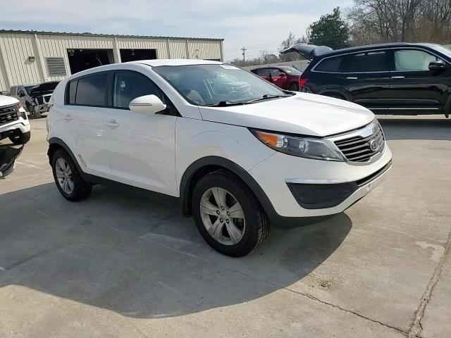 2012 Kia Sportage - Image 11