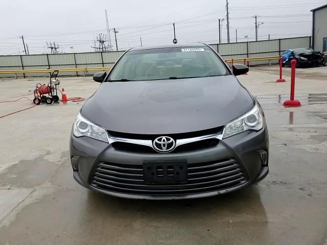 2015 Toyota Camry - Image 13