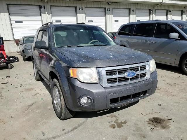 2009 Ford Escape - Image 11