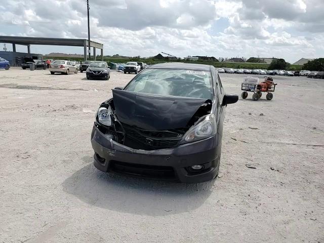 2013 Honda Fit - Image 10