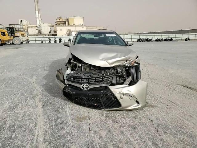 2016 Toyota Camry - Image 11