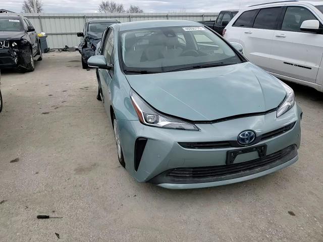 2019 Toyota Prius - Image 12