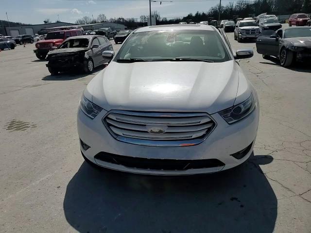 2013 Ford Taurus - Image 10