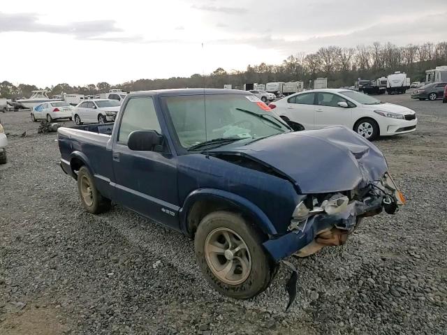 1999 Chevrolet S-10 Pickup - Image 11