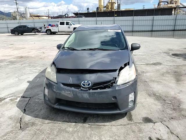 2010 Toyota Prius - Image 10