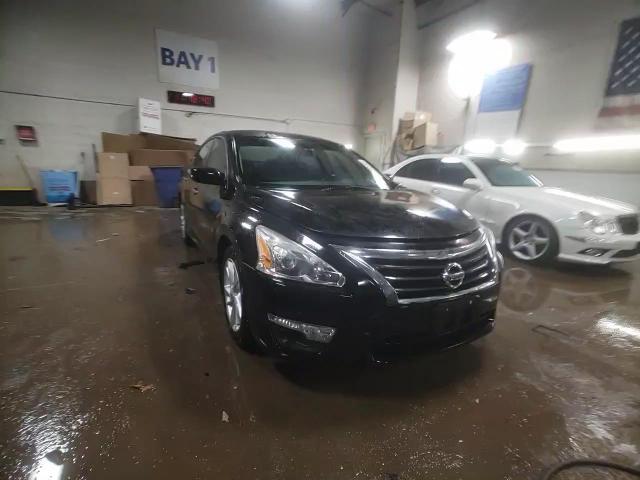 2013 Nissan Altima - Image 14
