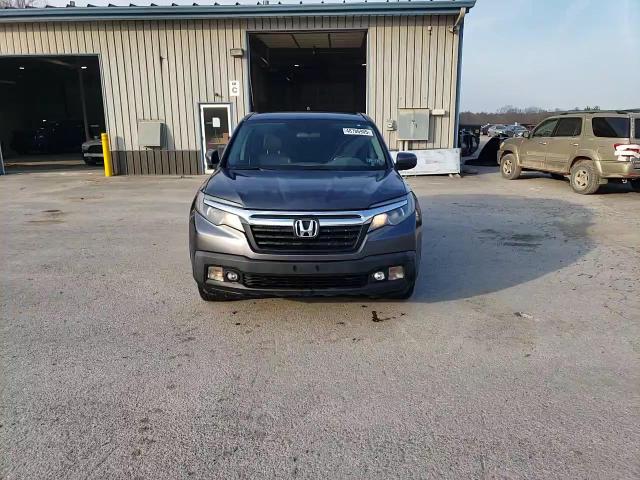 2017 Honda Ridgeline - Image 13