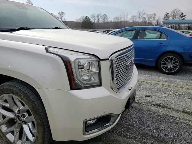 2015 GMC Yukon - Image 11