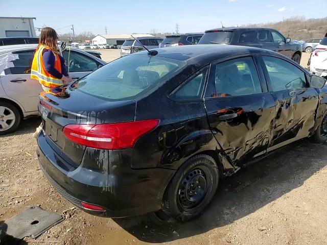 2018 Ford Focus - Image 13