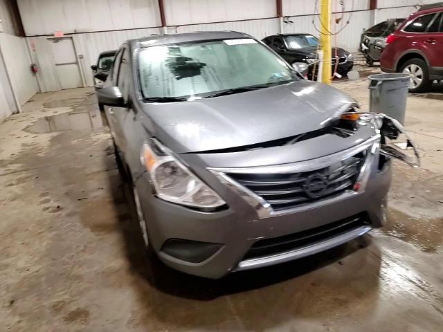 2018 Nissan Versa - Image 13