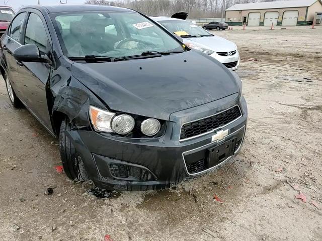 2015 Chevrolet Sonic - Image 13