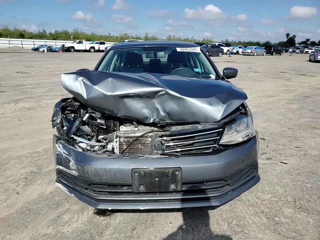 2017 Volkswagen Jetta - Image 11