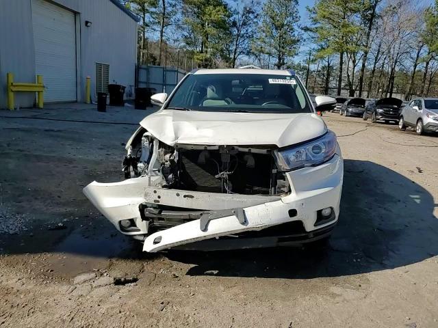 2015 Toyota Highlander - Image 14