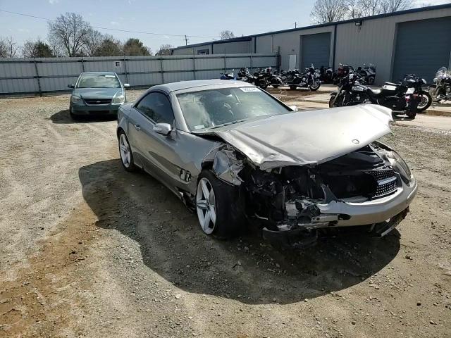 2006 Mercedes-Benz Sl 500 VIN: WDBSK75F26F110447