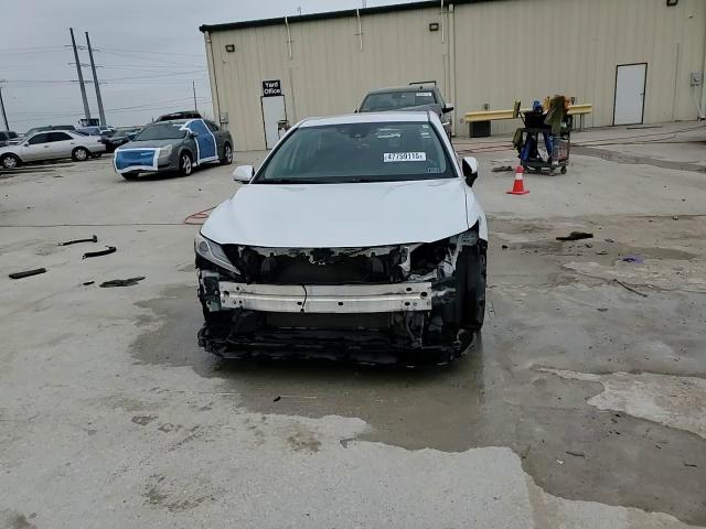 2020 Toyota Camry - Image 14