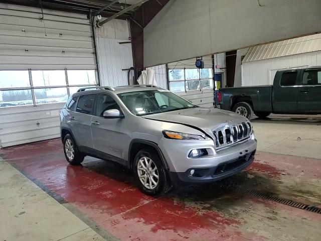 2015 Jeep Grand Cherokee - Image 14