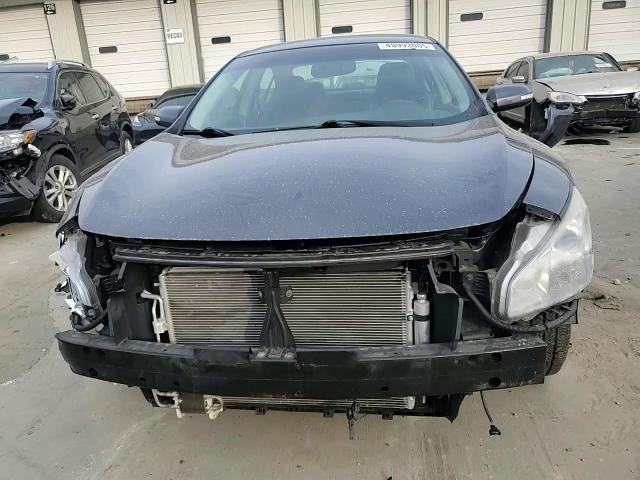 2009 Nissan Maxima - Image 11