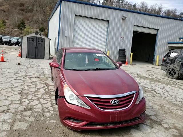 2012 Hyundai Sonata - Image 10