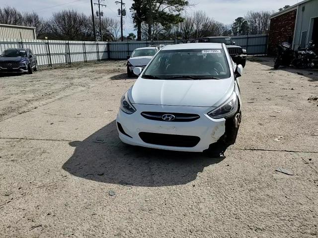 2015 Hyundai Accent - Image 10