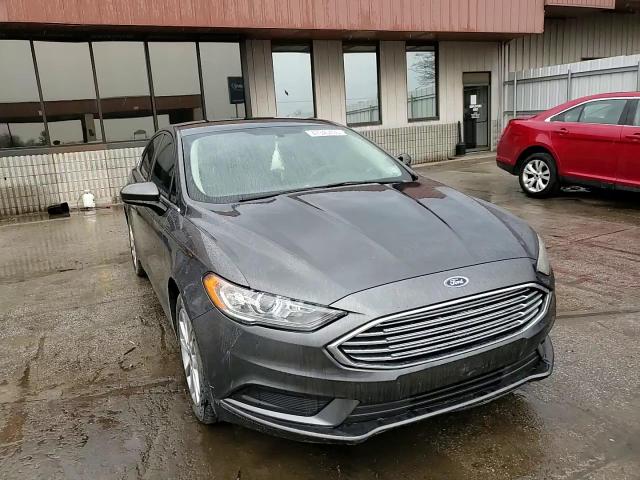 2017 Ford Fusion - Image 11