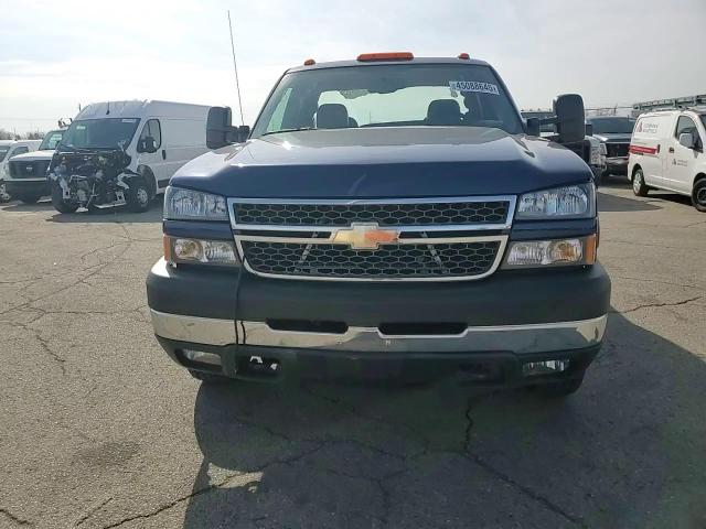 2007 Chevrolet Silverado - Image 12