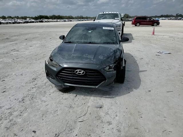 2019 Hyundai Veloster - Image 10