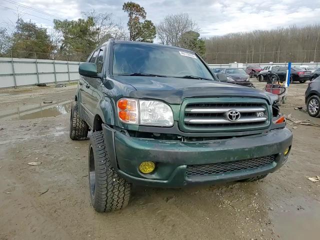 2004 Toyota Sequoia - Image 11