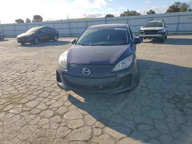 2013 Mazda 3 - Image 10
