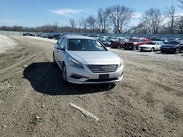2015 Hyundai Sonata - Image 13