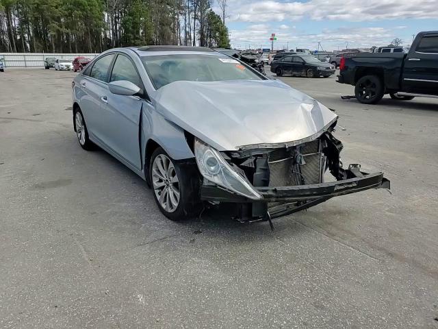 2013 Hyundai Sonata - Image 10