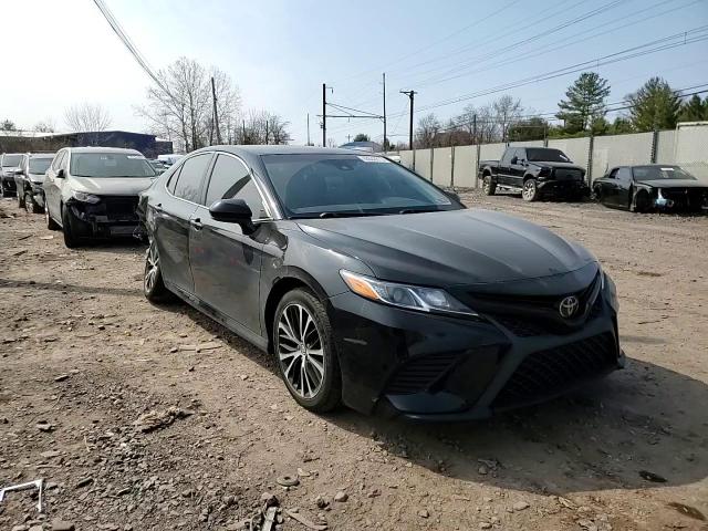 2019 Toyota Camry - Image 10