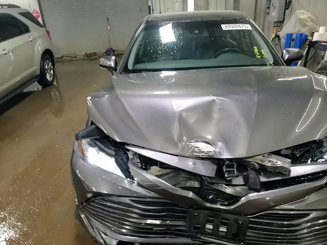 2018 Toyota Camry - Image 13