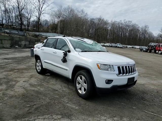 2013 Jeep Grand Cherokee - Image 10