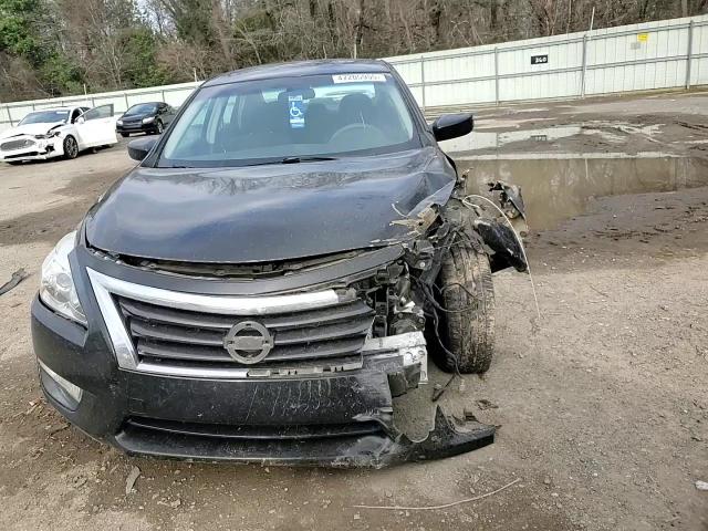 2013 Nissan Altima - Image 10